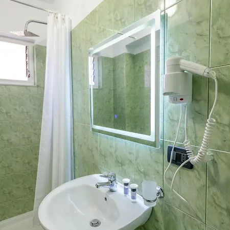 Venera Hotel Sarandë