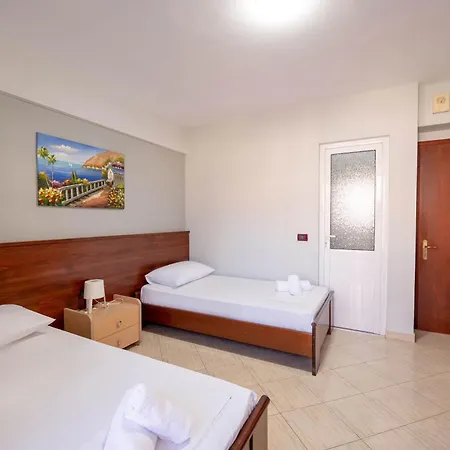 Venera * Sarandë