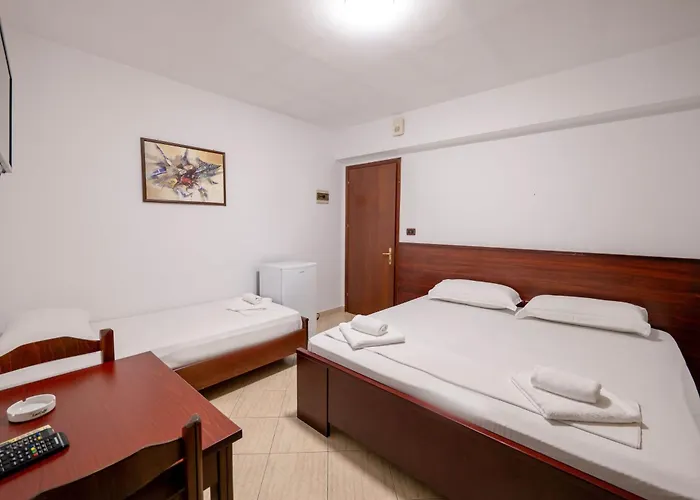 Hotel Venera *